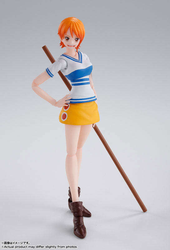 S.H.Figuarts Nami -Romance Dawn- "ONE PIECE"