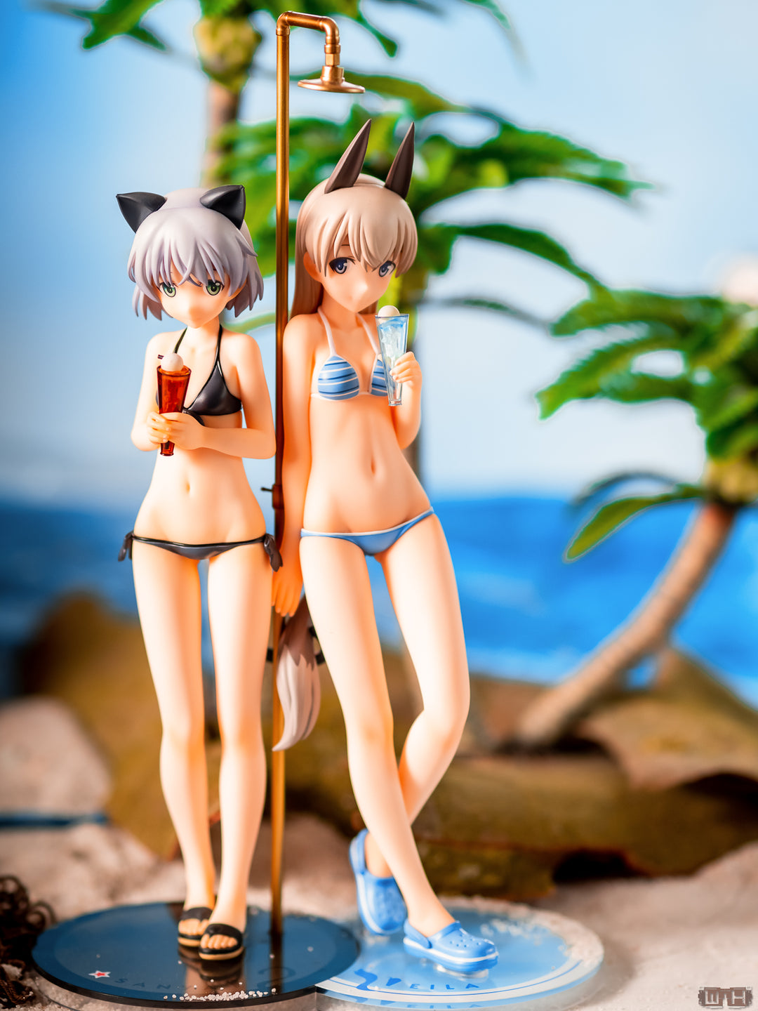 Eila & Sanya – version maillot de bain – Strike Witches 2 – Alter