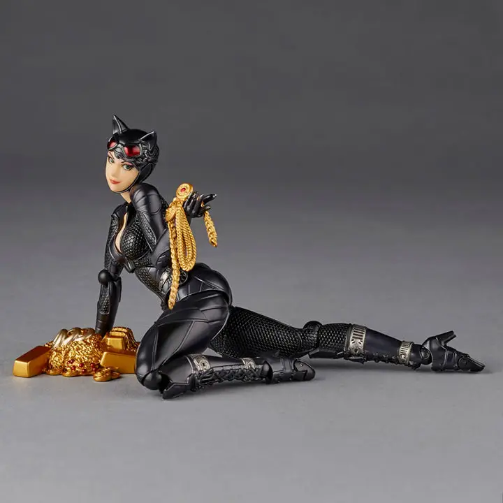 Revoltech Amazing Yamaguchi Catwoman