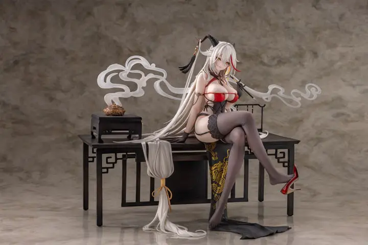 Azur Lane Agir Golden Dragon Among Auspicious Clouds Ver. 1/6