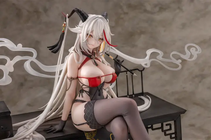 Azur Lane Agir Golden Dragon Among Auspicious Clouds Ver. 1/6