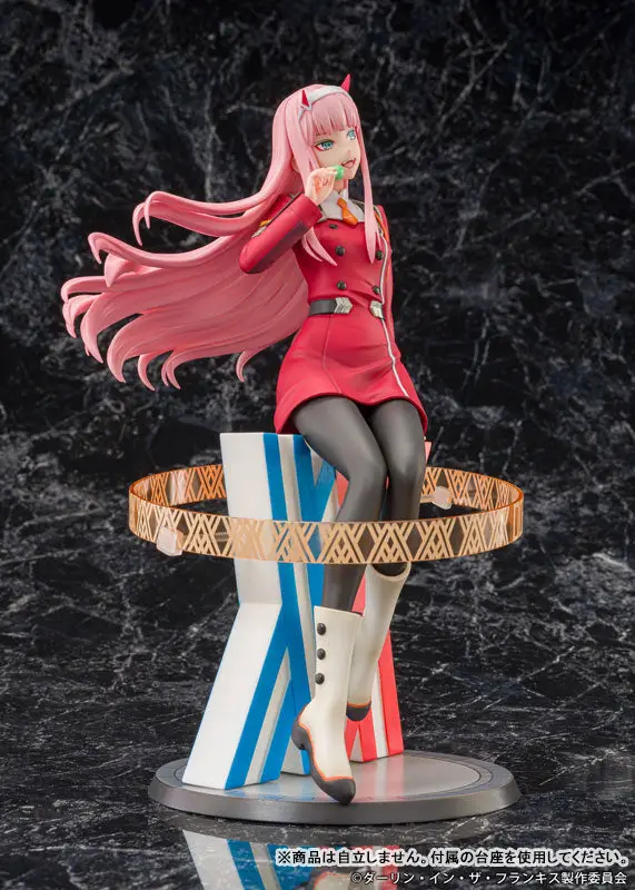 DARLING in the FRANXX Zero Two 1/7