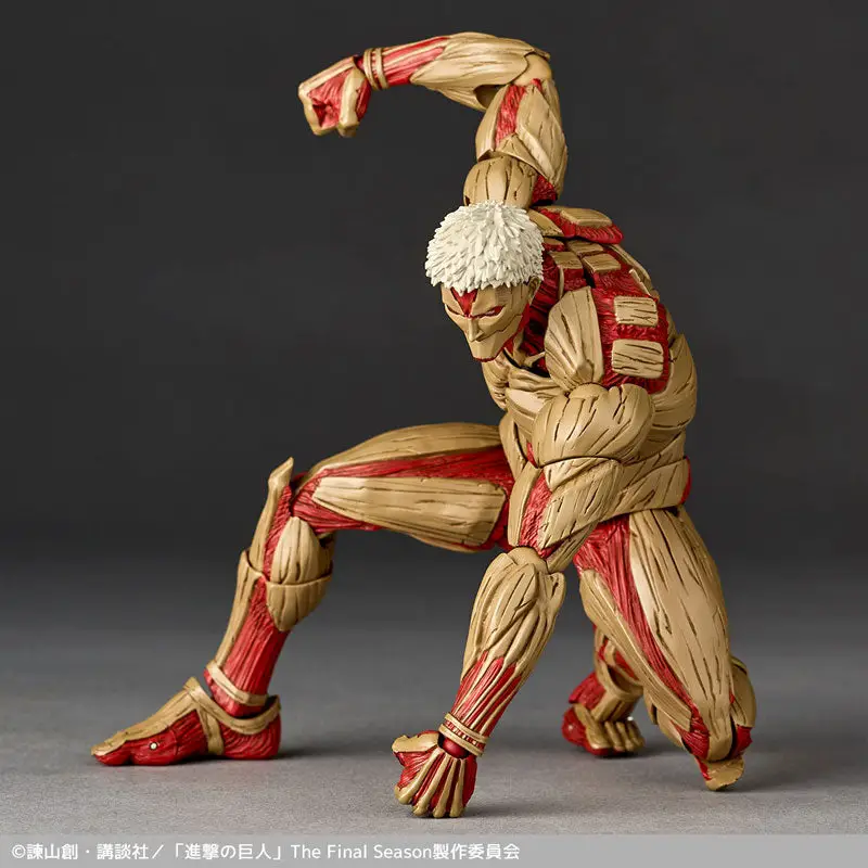 Revoltech Amazing Yamaguchi Attack on Titan Armored Titan