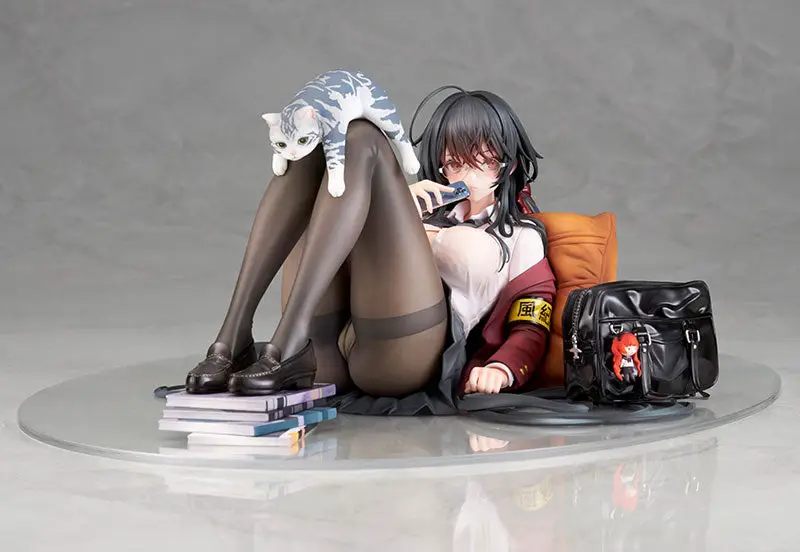 Azur Lane Taihou Sweet Time After School Ver. 1/7