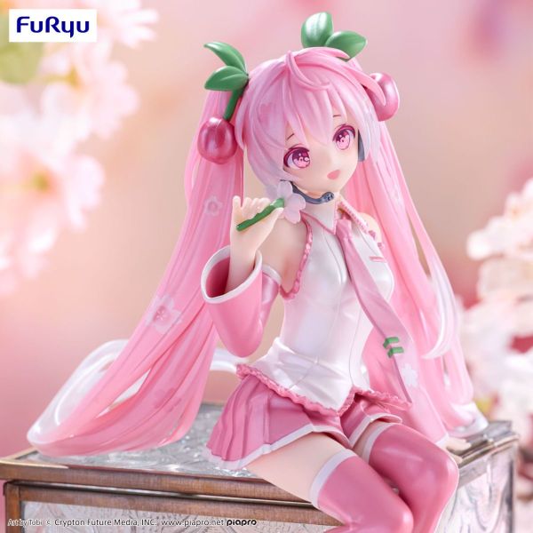 Vocaloid Hatsune Miku Noodle Stopper Figure Sakura Miku 2024 Pearl Color Ver.