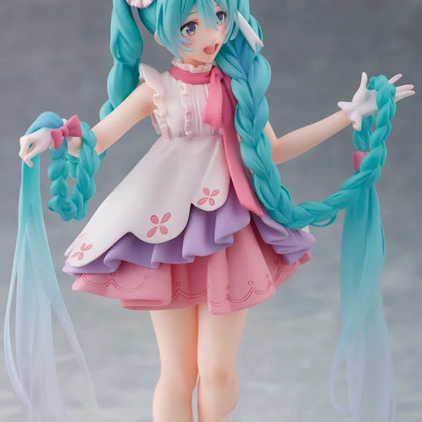 Vocaloid Hatsune Miku Wonderland Figure Rapunzel