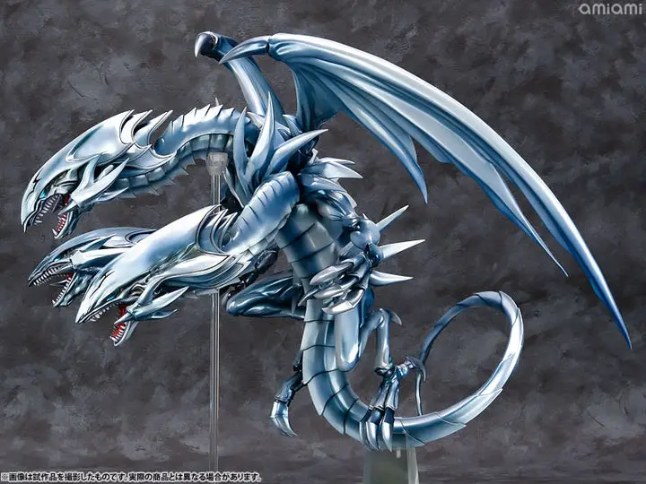  Yu-Gi-Oh! Duel Monsters Blue-Eyes Ultimate Dragon 