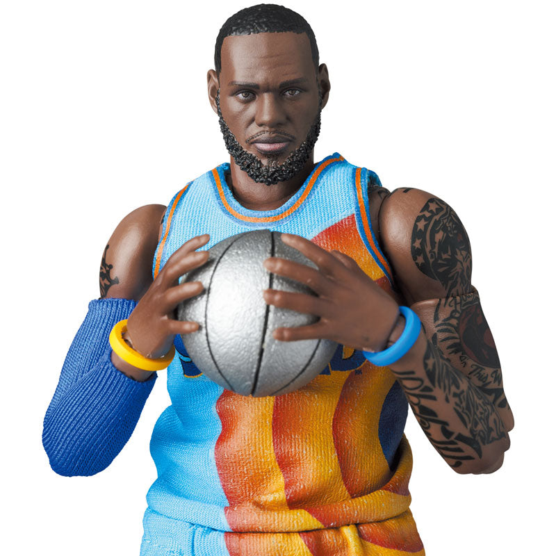 MAFEX No.197 MAFEX LeBron James SPACE JAM: A NEW LEGACY Ver.