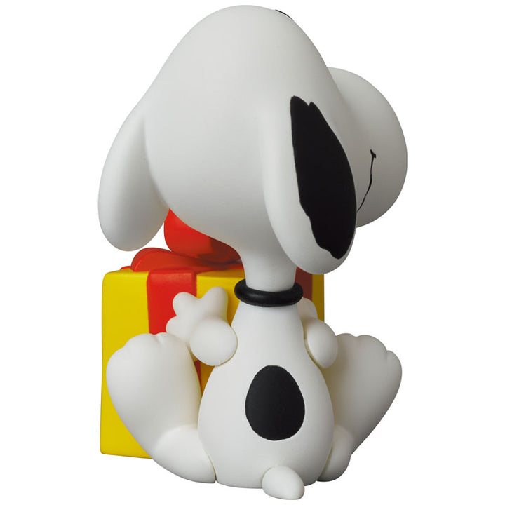 Ultra Detail Figure No.719 UDF PEANUTS SERIES 15 GIFT SNOOPY