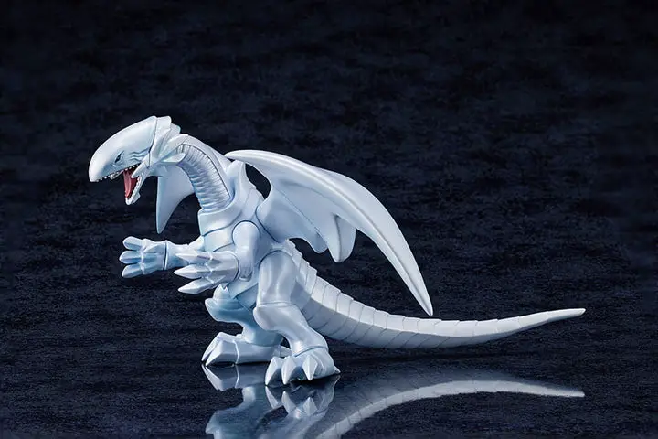  Yu-Gi-Oh! Duel Monsters Blue-Eyes White Dragon Soft Vinyl Figure