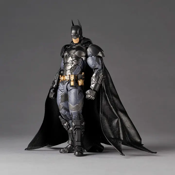 Revoltech Amazing Yamaguchi Batman (Batman: Arkham Knight Ver.)